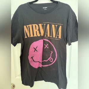 11 Old Navy Graphic Tees